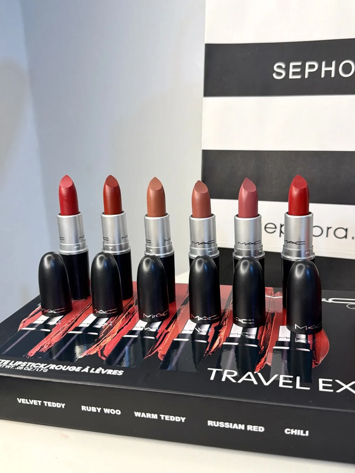 MAC حمره