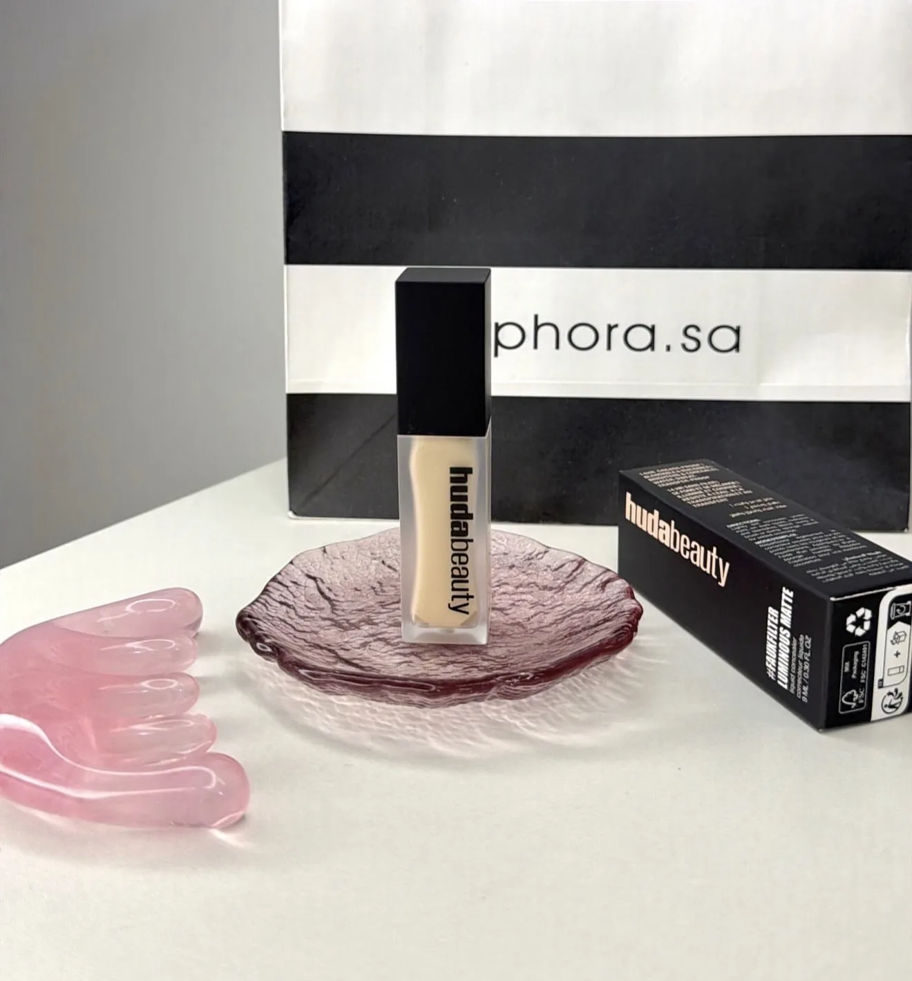 Huda beauty كونسيلر