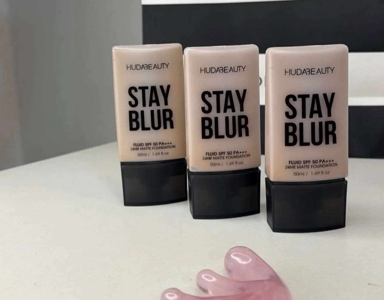 فونديشن huda beauty