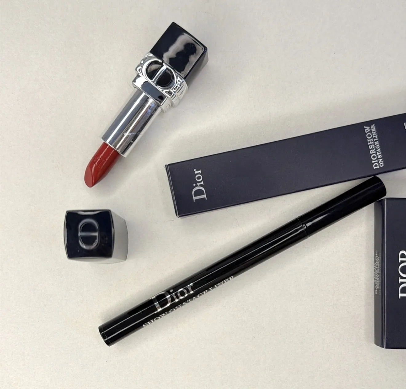 Dior ايلاينر
